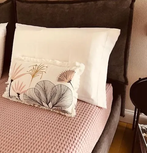 Bed & Breakfast Ml32 4*