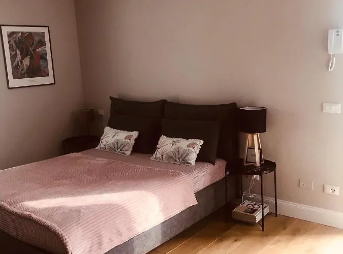 Bed & Breakfast Ml32 4*